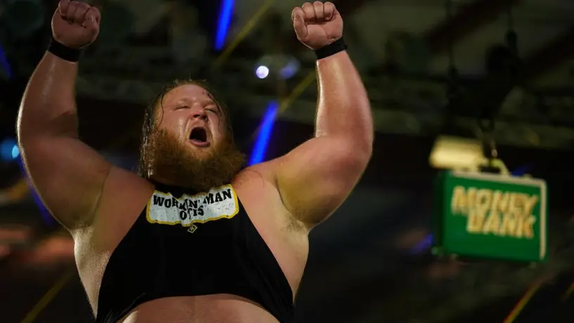 Gobernador de Florida autorizó eventos de WWE con gente para junio