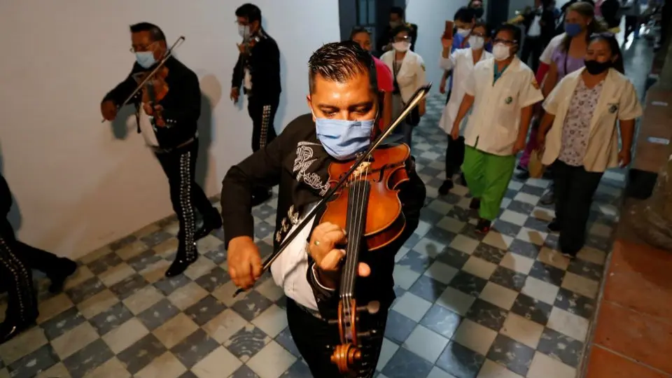 México llegó a 35 mil 22 infectados y tres mil 465 fallecidos por Covid-19 en Día de las Madres