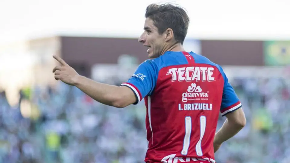 Brizuela busca a niño que lloró tras derrota de Chivas frente a Xolos