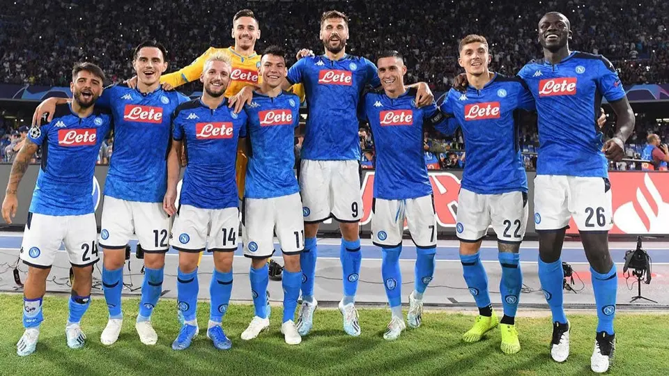 Napoli y Chucky Lozano se rebelaron y decidieron no seguir concentrados