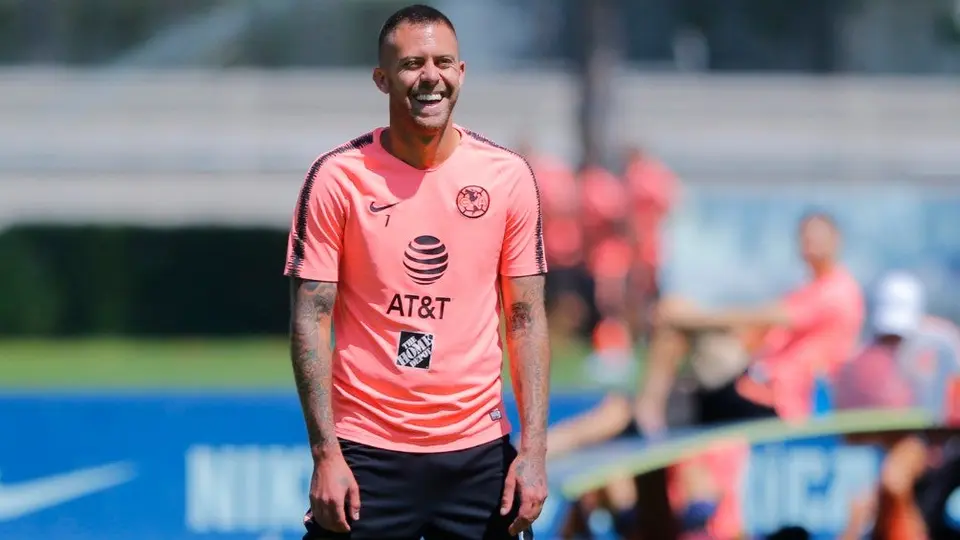 Jérémey Ménez no olvida al América y le muestra su cariño