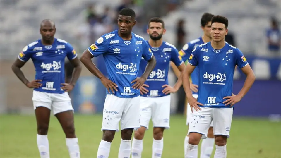 Bolsonaro advirtió que varios equipos de futbol quebrarán por coronavirus