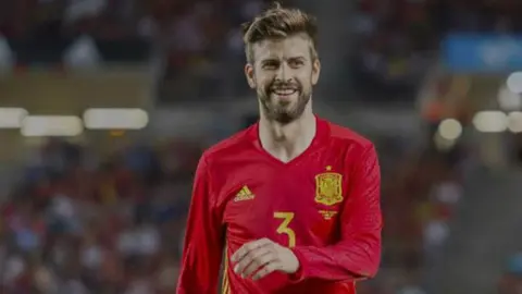 Piqué: 'Controversia mediática, sólo por diversión'