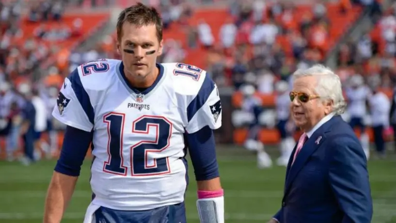 New England pediría a Tom Brady decidir sobre su futuro antes de la Agencia Libre