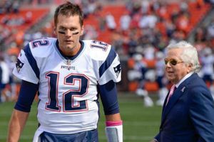 New England pediría a Tom Brady decidir sobre su futuro antes de la Agencia Libre