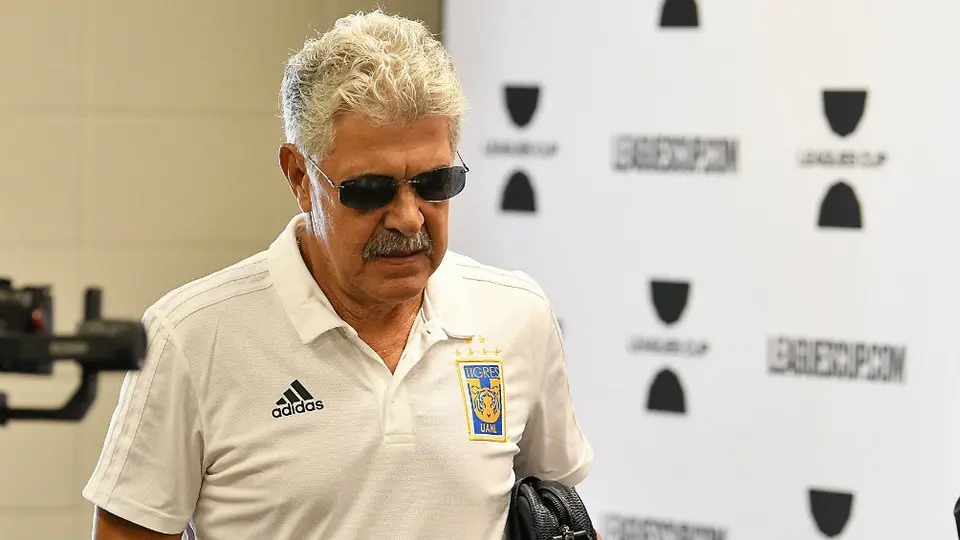 Luis Fernando Tena: 'Como dirían en España, Tuca es el pu... amo'