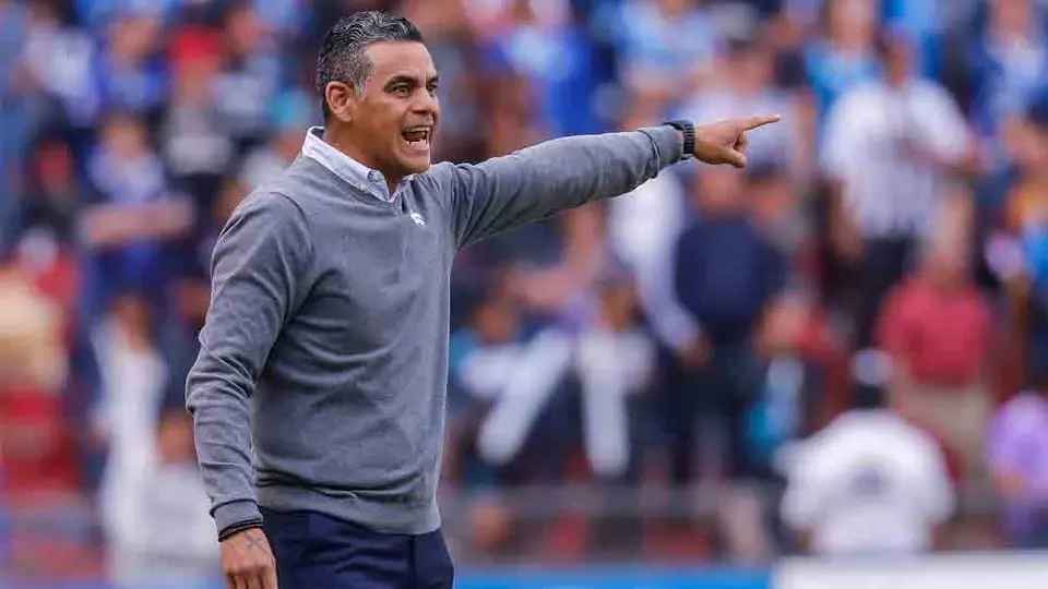Pity Altamirano: 'Aguirre es mi ejemplo, no debemos temer a dirigir en el extranjero'