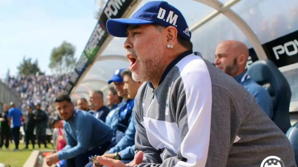 Diego Maradona continúa ausente del Gimnasia y Esgrima