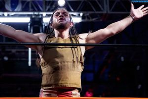 Matt Travis, luchador independiente, falleció atropellado mientras paseaba en bicicleta