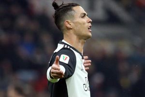 Cristiano Ronaldo, superado por Matuidi y Dias en desafío de abdominales