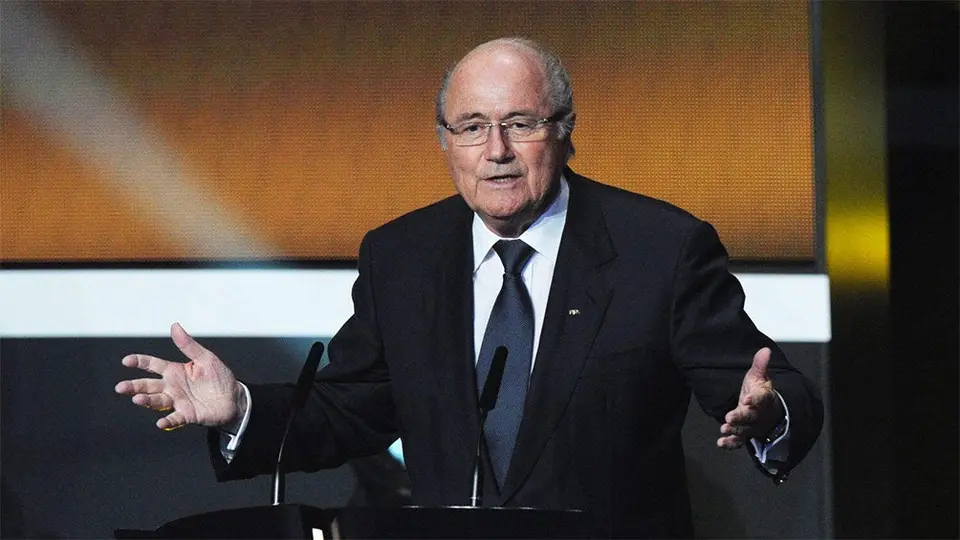 Blatter sería exonerado de una de las investigaciones por corrupción