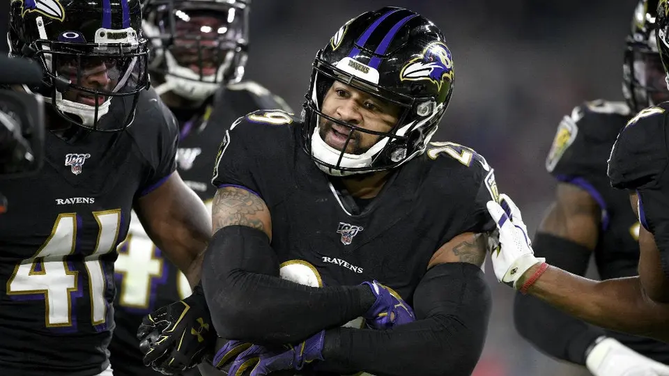 Baltimore 'aplastó' a New England y terminó con su invicto