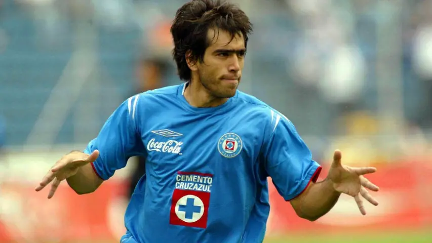 César Delgado durante un partido con Cruz Azul | MEXSPORT