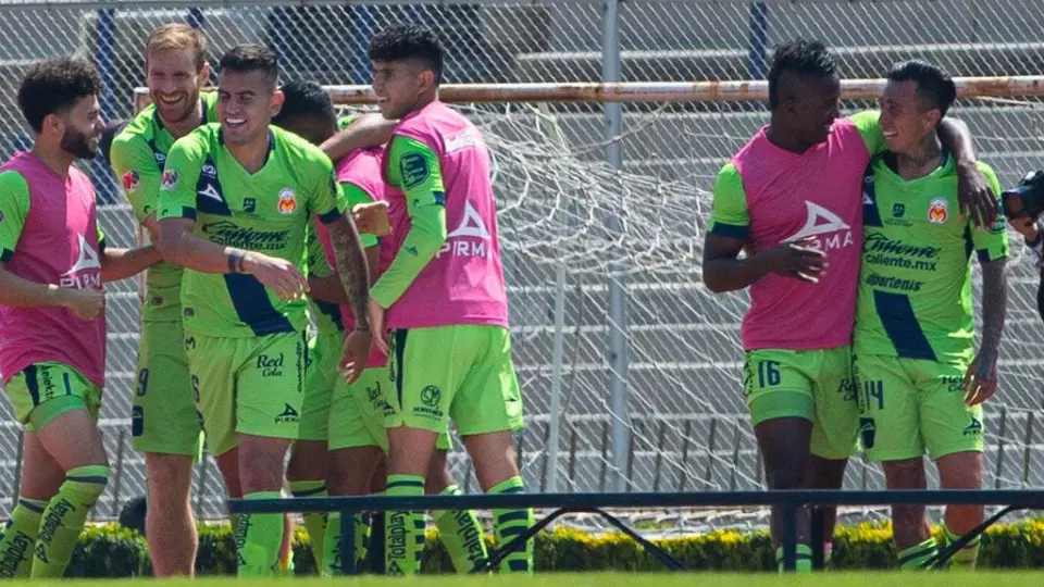 Pumas perdió el liderato y el invicto en casa ante Morelia