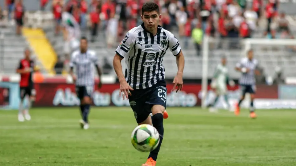 Pumas: Johan Vásquez presentó exámenes médicos con el equipo auriazul