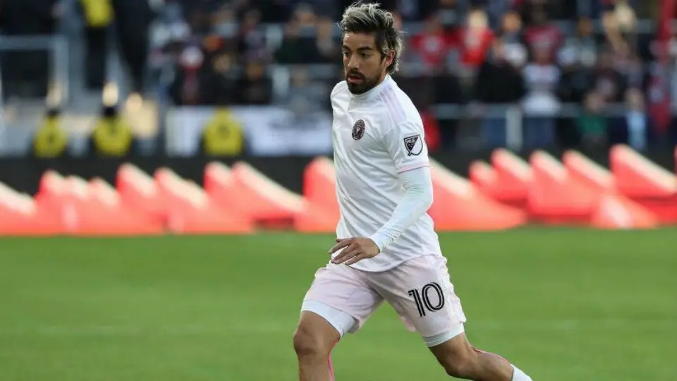 Rodolfo Pizarro sobre Negro Santos: "Es mi juguete"