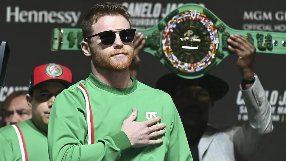 Floyd Mayweather y Canelo Álvarez, los grandes premiados de la BWAA