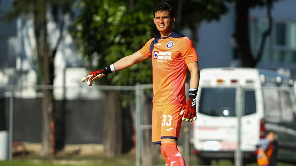 Sebastián Jurado se estrenaría con Cruz Azul ante Portmore