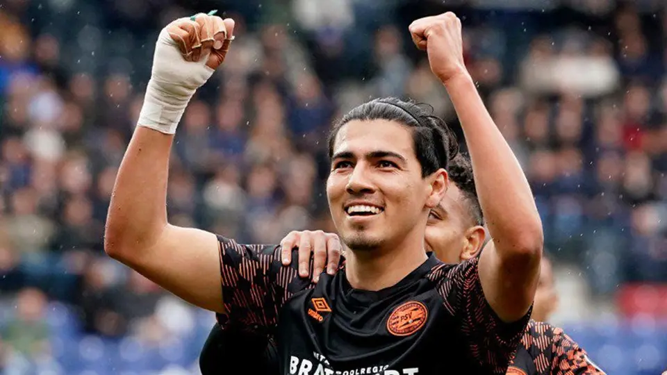 Erick Gutiérrez marcó gol en su regreso con PSV ante Zwolle