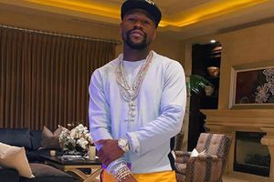 Mayweather se ofreció a pagar los funerales de George Floyd