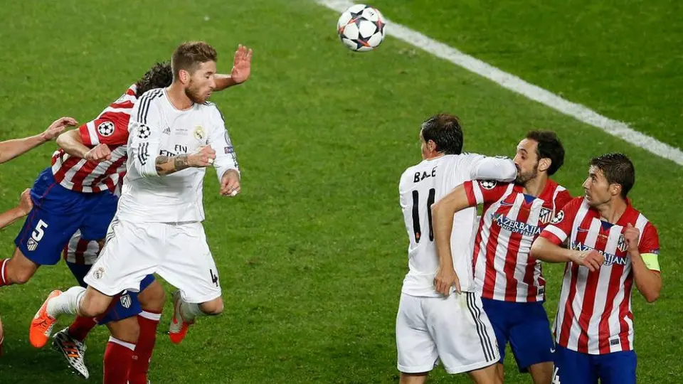 Atlético de Madrid publicó irónica respuesta tras 'confesión' de Clattenburg