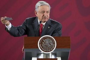 AMLO propone 'rifar' el avión presidencial en la Lotería Nacional