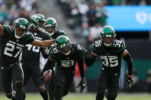 Jets se llevó dramático juego en casa contra Dolphins