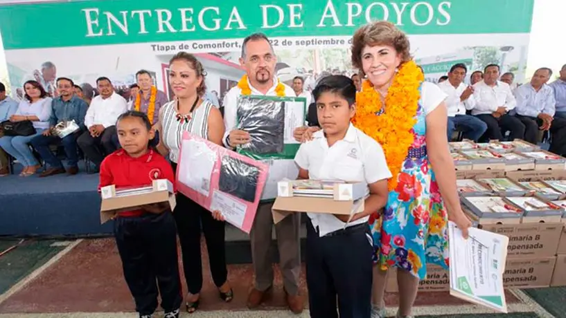 Familias de la Montaña se benefician con obras de Héctor Astudillo