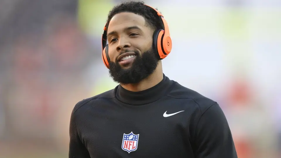 Policía que nalgueó Odell Beckham Jr. decidió retirar los cargos