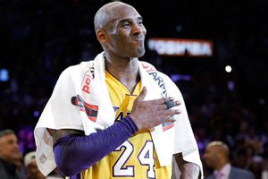 Toalla de Kobe Bryant fue subastada por 33 mil dólares