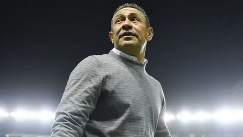 Nacho Ambriz: 'Lo más sano es dar por terminado el torneo'
