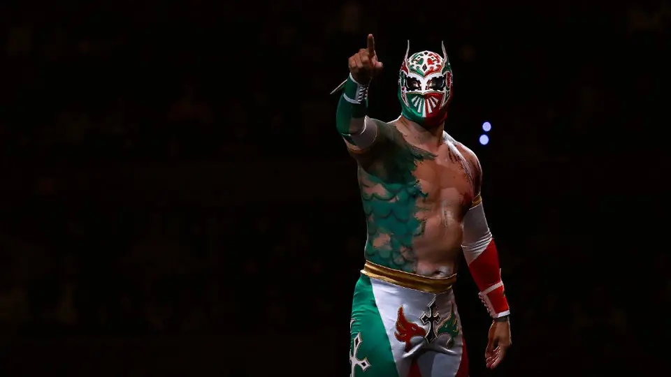 Sin Cara apareció de sorpresa en Guerra de Titantes