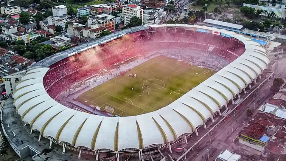 Presidente de Colombia descartó que el futbol regrese sin público