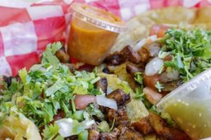 Proponen impuestos a los tacos y elotes en Reynosa