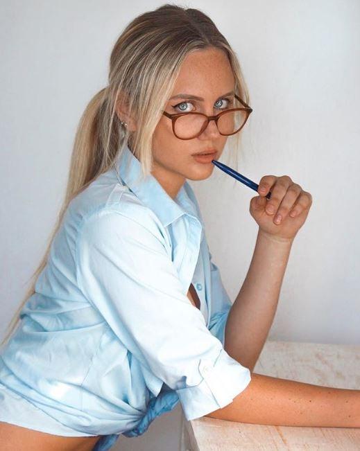 Coralie Karczewski, una rubia fuera de este mundo