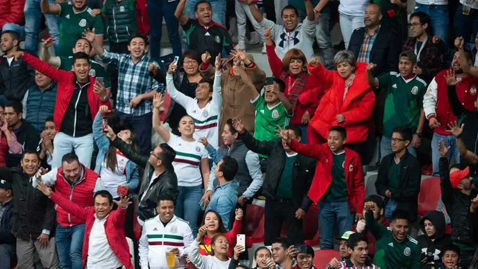 Aficionados del Tri: 'Que sea un reto no volverlo a gritar eh, pu...'