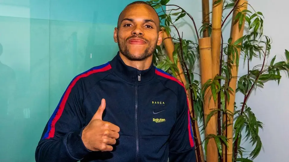 Barcelona hizo oficial el fichaje de Martin Braithwaite