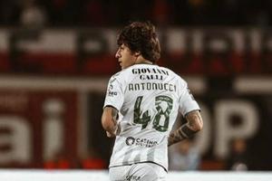 Jugador de Vitória de Setúbal, despedido por compartir fotos subidas de tono con su novia