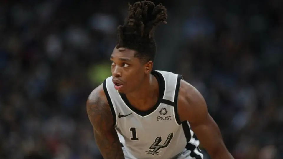 Lonnie Walker IV de los Spurs reveló que fue víctima de abuso sexual