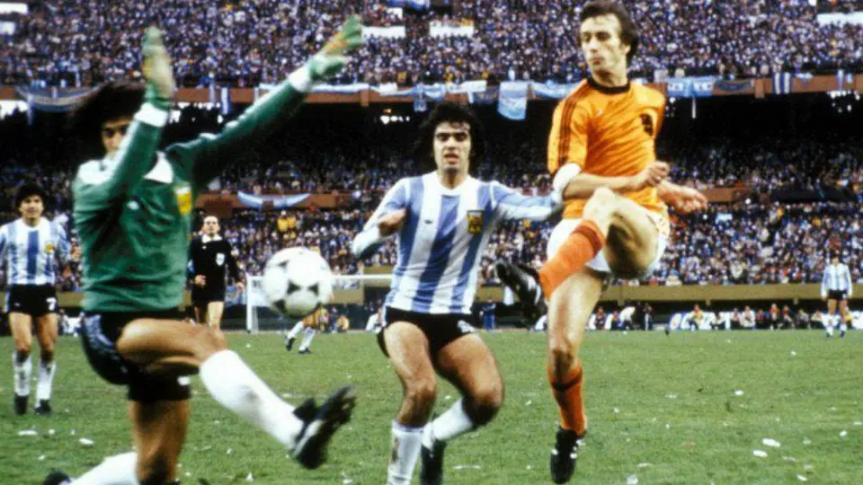 Falleció Robert Rensenbrink, miembro de la 'Naranja Mecánica'