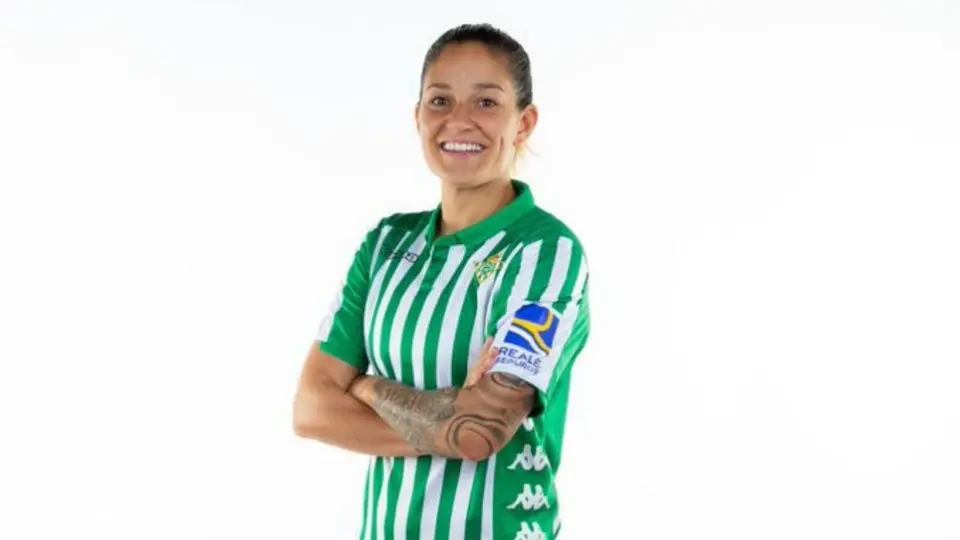 Ana Romero, jugadora de Betis, ayuda en hospitales en lucha contra coronavirus