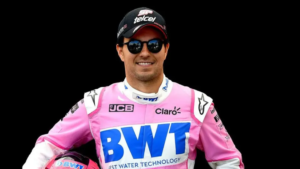 Checo Pérez debutó como piloto virtual de la F1