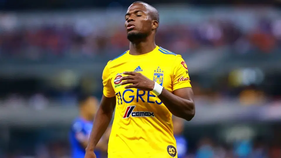 ¿Escupió Piojo Alvarado a Enner Valencia en el Cruz Azul vs Tigres?