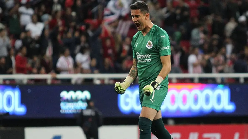 Chivas: Raúl Gudiño reveló que tiene ofertas de clubes de México, EU y Europa