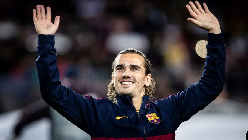 Griezmann llegó al Camp Nou con jersey de Patrick Mahomes