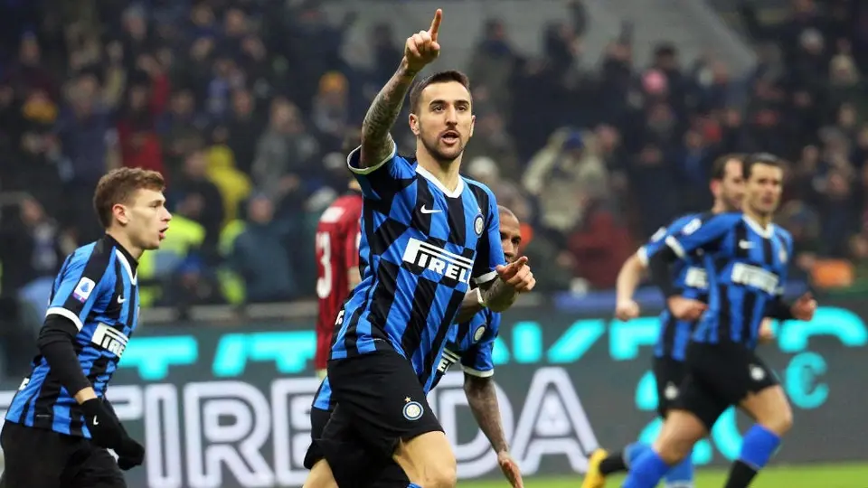 Inter le remontó al Milan y empató en puntos a la Juventus