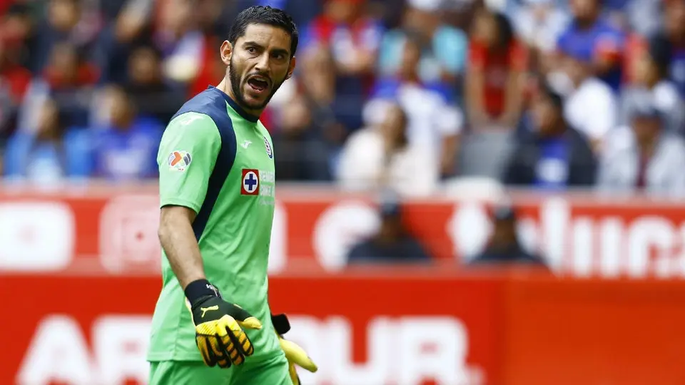 Cruz Azul: Exfutbolistas respaldaron titularidad de Jesús Corona