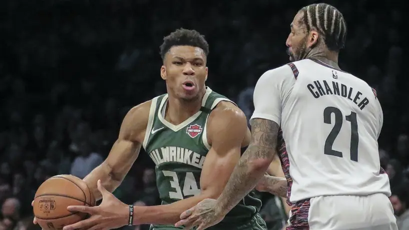 Giannis Antetokounmpo: 'La NBA quiere que engañemos a los árbitros'