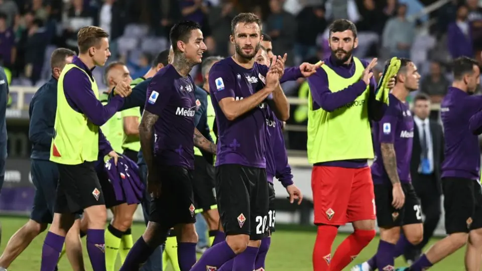Fiorentina seguirá con entrenamientos individuales tras tres positivos de Covid-19
