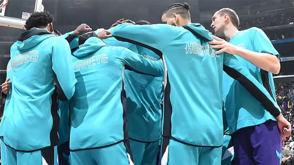 NBA: Equipos excluidos de reanudación en Orlando buscan hacer mini ligas regionales
